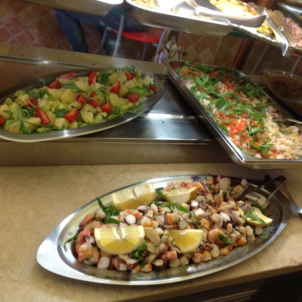 Insalata di mare, di riso e di patate